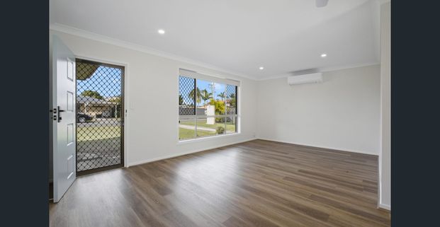 Renovated Beach House! - Photo 1