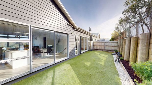 Spacious Family Home in Johnsonville - Photo 1
