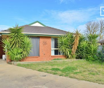 20 Madge Ct, Mooroopna - Photo 2