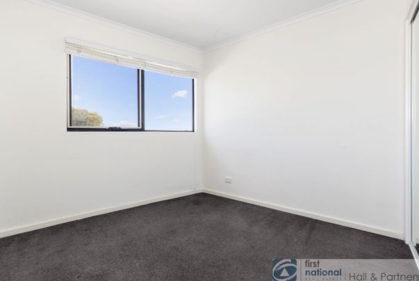 30 / 24-26 Burton Avenue, Clayton - Photo 1