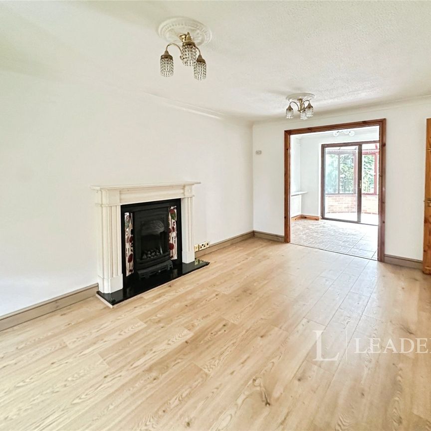 4 bedroom house to rent Cherry Orchard, Kenilworth, CV8 - Photo 1