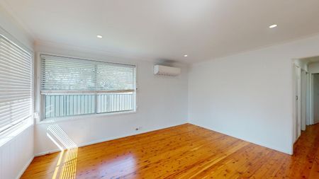 12 Robert Street, Belmont South NSW 2280 - Photo 2