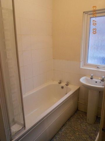 38 Wellesley Avenue, Belfast, BT9 6DG - Photo 5