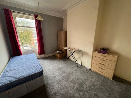 4 bedroom house to rent - Photo 1