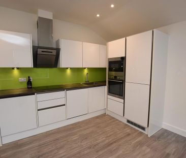 2 bedroom apartment to rent - Photo 6