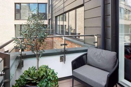 Half Moon Court, Smithfield, London, EC1A - Photo 5