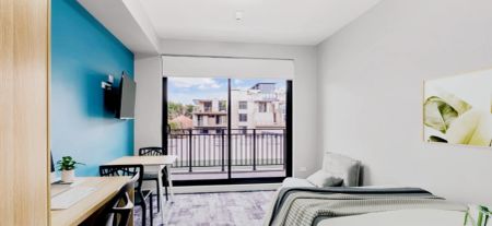 Premium Single Studio (Balcony) - Photo 2