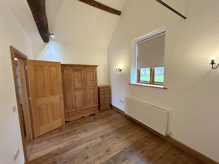 Old Toms Cottage, Lincomb - Photo 3