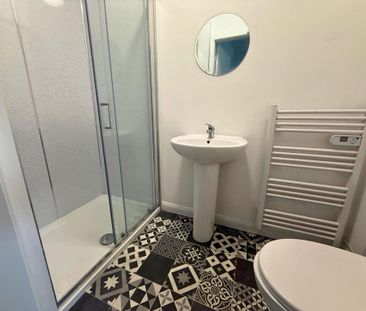 2 bedroom terraced house to rent - Photo 6