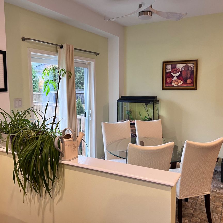 For Lease - 345 Jasper Crescent, Clarence-Rockland, Ontario - Photo 1