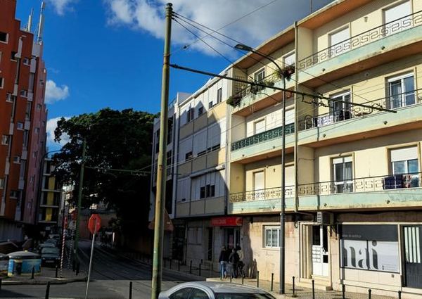 Apartamento T3 em Lisboa