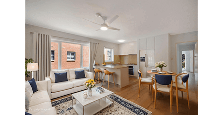 BOUTIQUE BEACH RETREAT WITH NORTH-FACING BALCONY - Photo 2