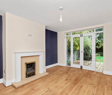 3 bedroom semi-detached house to rent - Photo 3