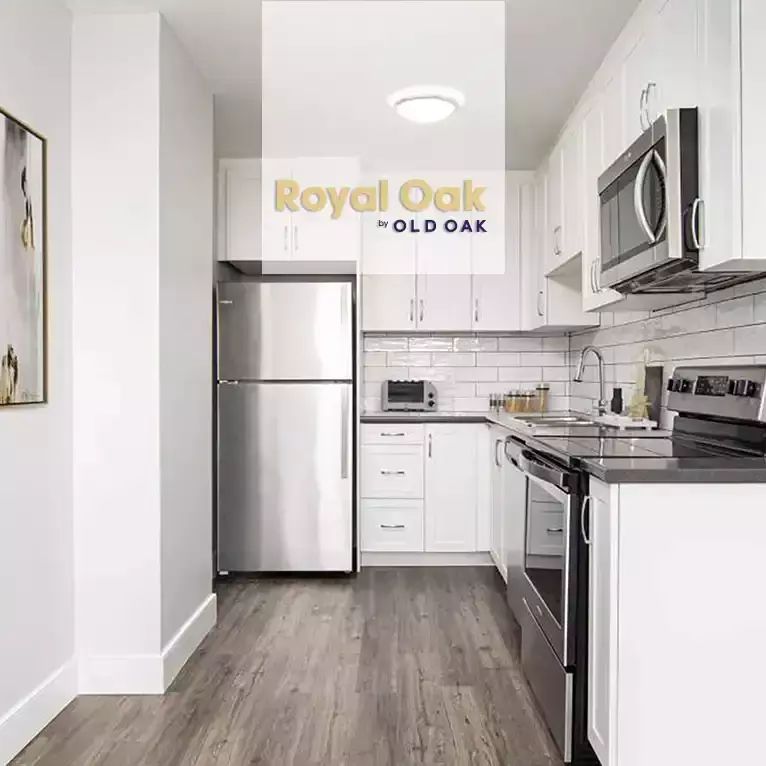 Royal Oak Terrace | 1132 Adelaide St N | 2CR renovated - Photo 1