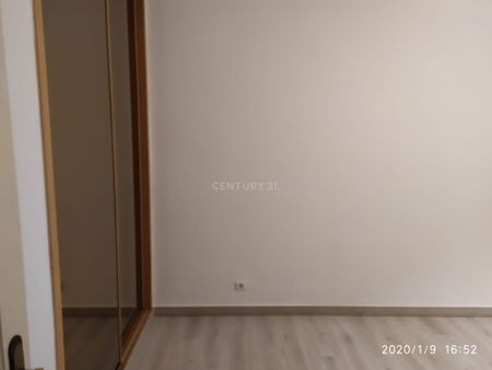 Apartamento T2 com varanda e terraço na Cova da Piedade - Photo 4