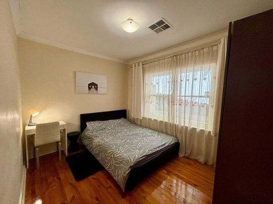 Campbelltown - Photo 1