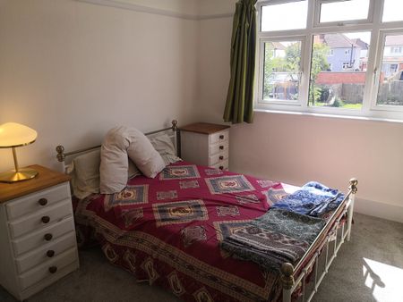 Room in a Shared House, Wembley, HA0 - Photo 5