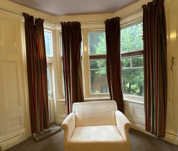 6 bedroom detached house to rent - Photo 2