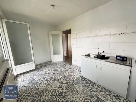 Location Appartement 3 pièces 71m² L ETRAT 42580 - Photo 2