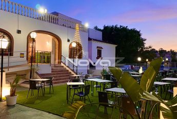 Beautiful apartment with stunning views of the salt la