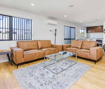 3 Bedroom Modern Town house - Photo 5