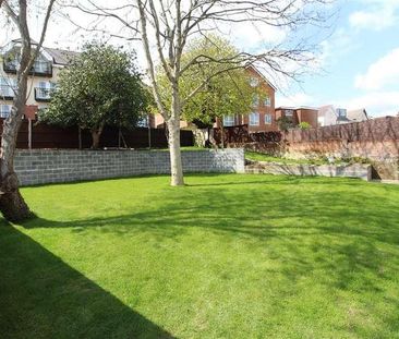 Eveleen House, Archers Rd, Southampton, SO15 - Photo 6