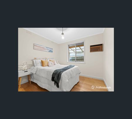 10 Laurus Court, Dandenong North, Vic 3175 - Photo 3