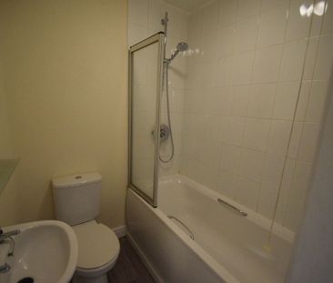 High Street, Newport, TF10 7AU - Photo 6