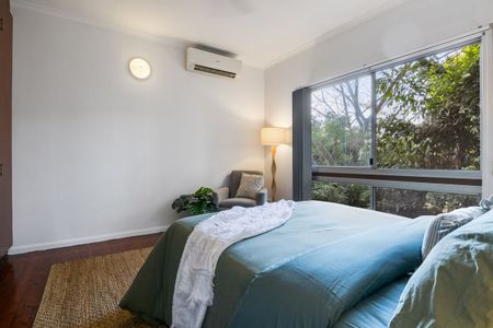 ELEVATED LIVING IN LEANYER AWAITS YOU - Photo 4