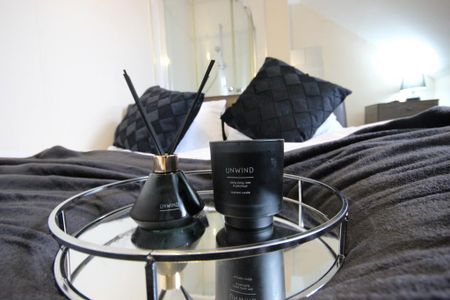 1 bedroom in a house share to rent - Photo 5