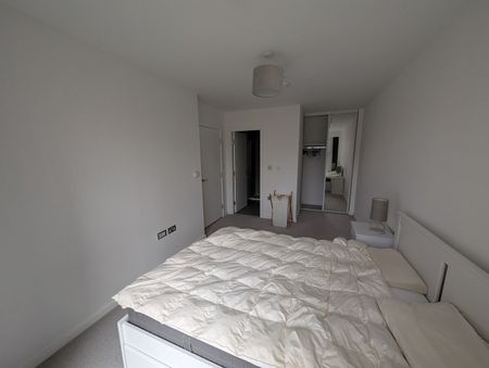 2 Bed Flat, Effra Gardens, E16 - Photo 5