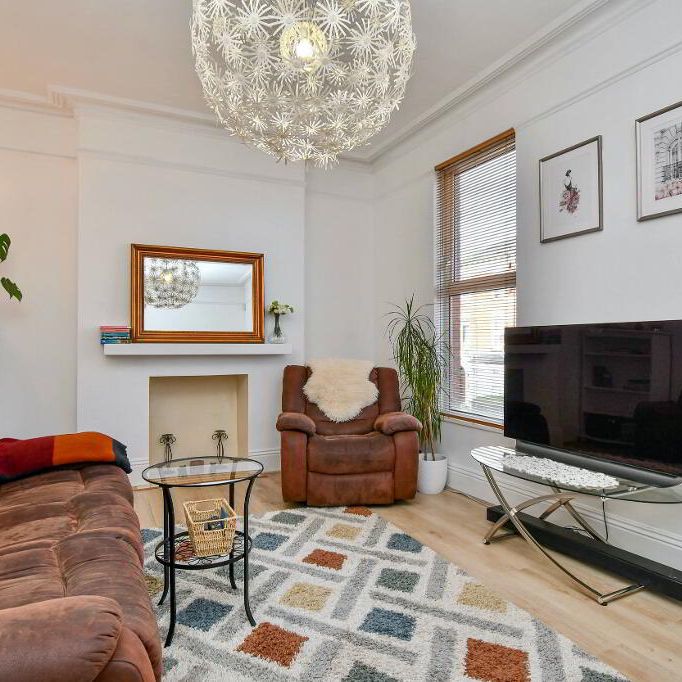 2, Woodland Avenue, Belfast, BT14 6BY - Photo 1