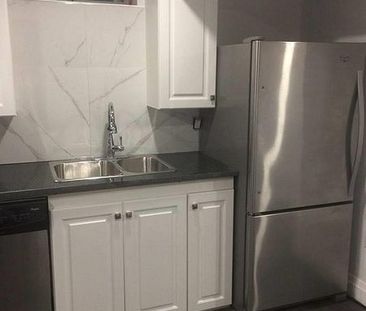 For Lease - 1236 Atkins Drive, Newmarket, Ontario - Photo 5