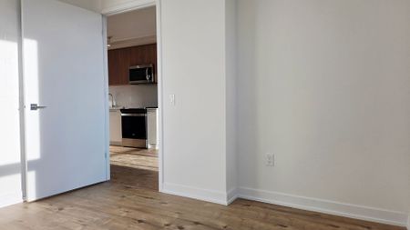 For Lease - 500 Plains Road Unit# 607, Burlington, Ontario - Photo 3