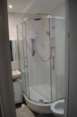 Studio Flat, Blandford Road, BR3 - Photo 1