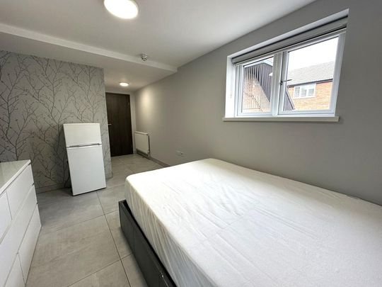 House share to rent - Photo 1