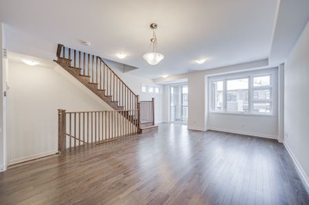 For Lease - 11 John Canning Way, Markham, Ontario - Photo 2