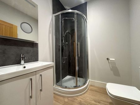 1 bedroom second floor apartment in York city centre - Photo 5