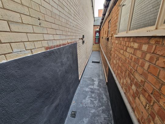 8 Bed Student Accommodation - Photo 1