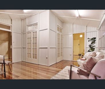 LET'S TALK – A blend of classic charm and modern convenience. ($545... - Photo 2