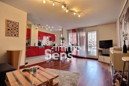 Location appartement - Lille Centre - Photo 2