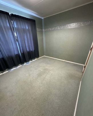 Spacious 4-Bedroom Family Home in Prime Hokowhitu - Photo 1