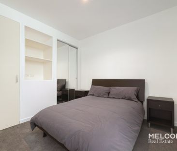 MOVE IN WITH EASE - FURNISHED - Photo 5