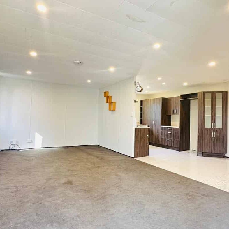 3 Bedroom house in Henderson - Photo 1