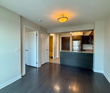 For Lease - 75 Norman Bethune Avenue Unit# 419, Richmond Hill, Ontario - Photo 3