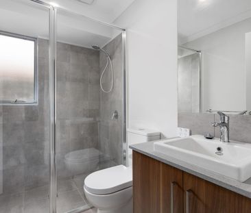 MODERN LIVING WITH COMFORT - Photo 6