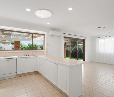 Effortless Family Living in the Heart of Moss Vale - Photo 5