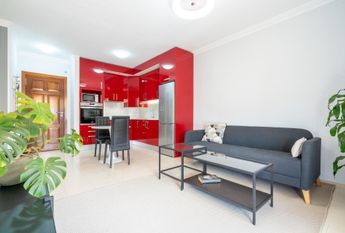 ¡Oportunidad Única! Fantástico Piso Reformado en el Corazón de Adeje – 0067-04588