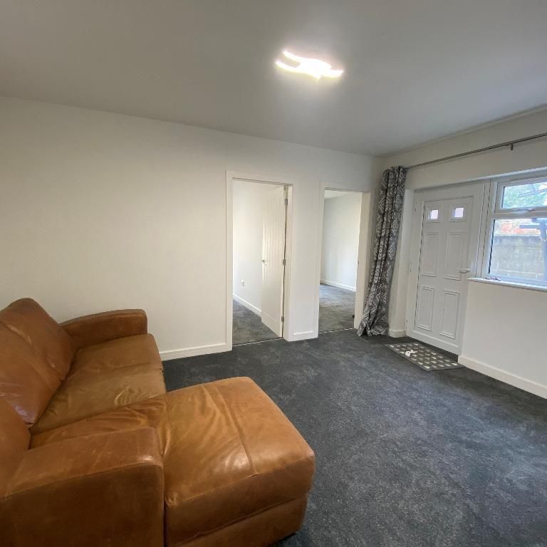 2 Bedroom Ground Floor Apartment To Rent - Photo 1