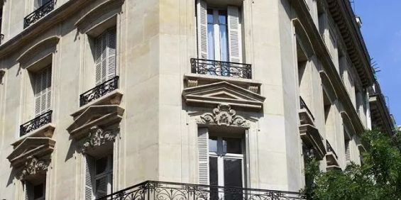 location Appartement T6 DE 195.95m² À PARIS - Photo 3